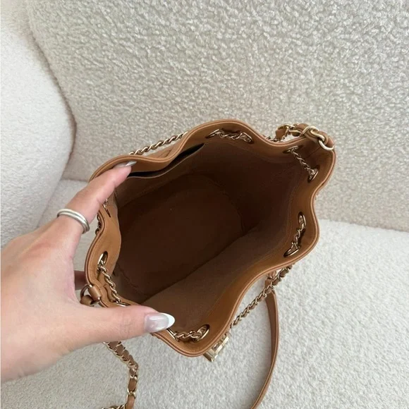 Authentic Chanel Bucket Bag GHW - Picture 7 of 9